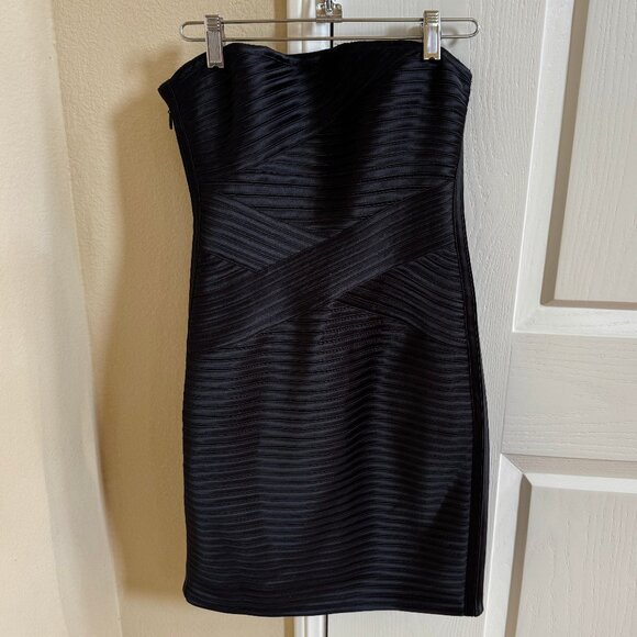 BCBGMAXAZRIA Cocktail Mini Dress - Picture 1 of 6